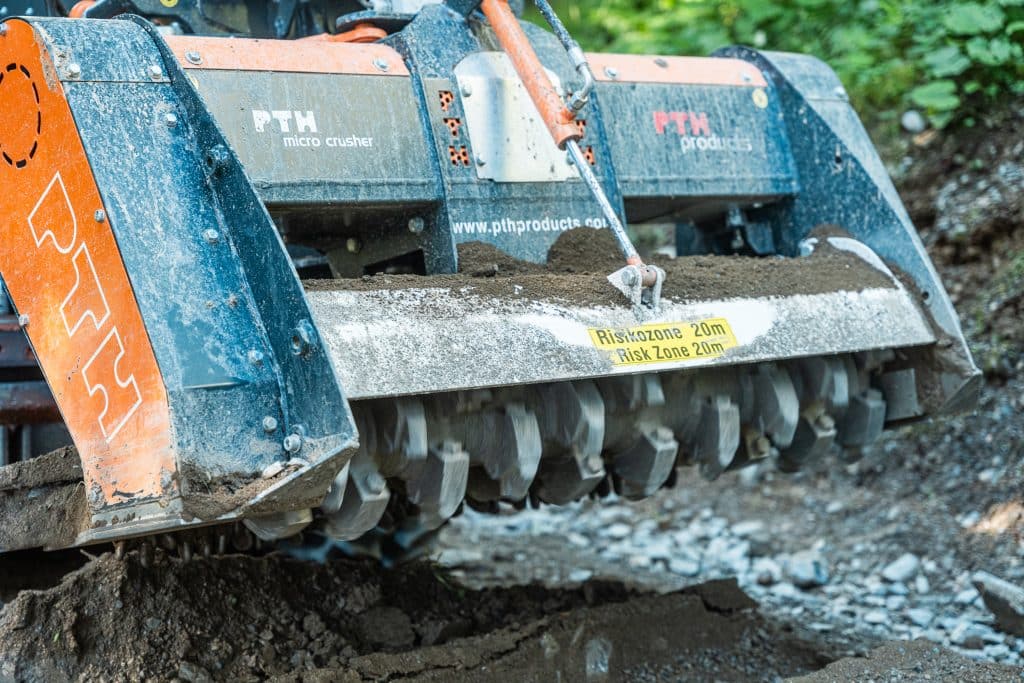 PTH MicroCrusher Trail Technique de rotor Fraiseuse de pierres Fraiseuse forestière