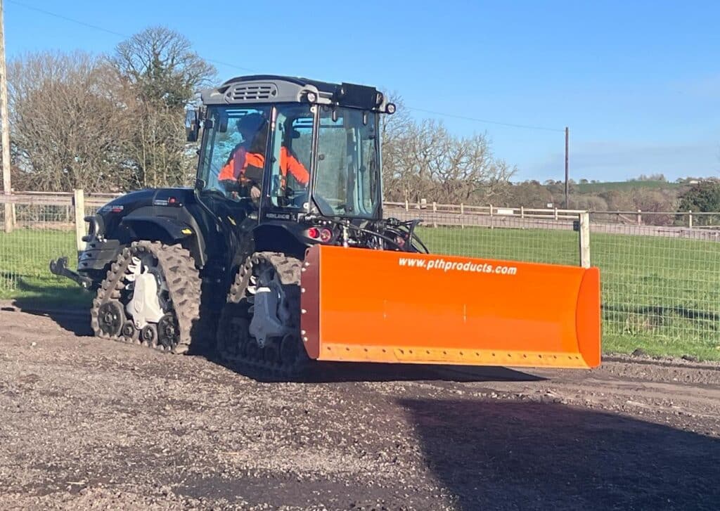 pth-dozer-blade-carraro-2025-1